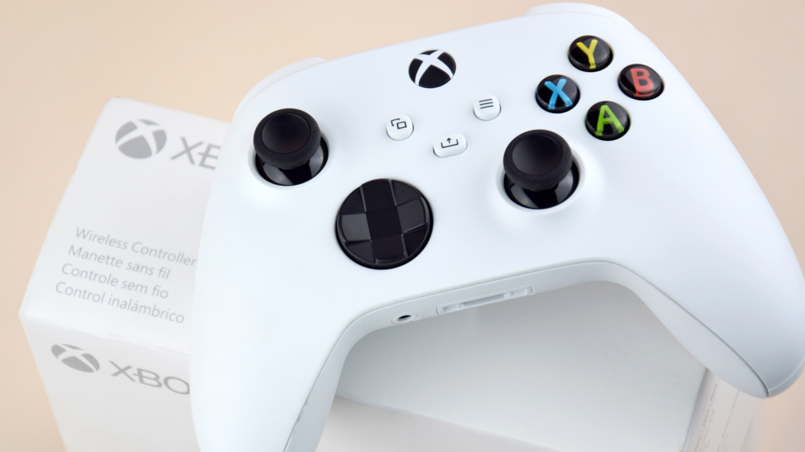 Panduan Controller Xbox: Kabel atau Nirkabel untuk Gamer Indonesia