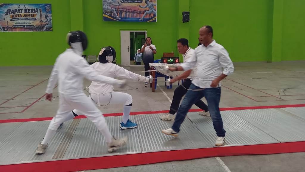 Kejuaraan Anggar Kota Jambi Digelar di SMAN 1, KONI Sebut Kemasannya Setara Kejurprov