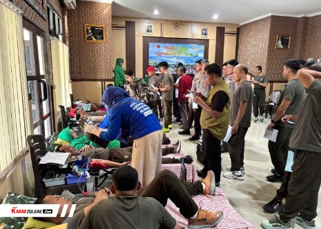 Kodim 1418/Mamuju Gelar Bakti Kesehatan HUT ke-81 TNI, 372 Peserta Donor Darah dan Layanan Gratis untuk Warga