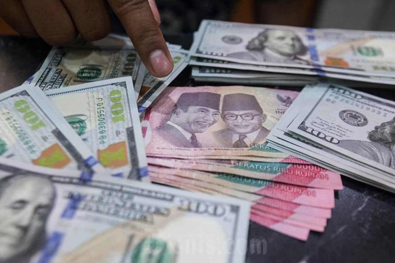 Rupiah Diprediksi Bergerak di Rp17.700–Rp17.800, Pasar Antisipasi RDG BI
