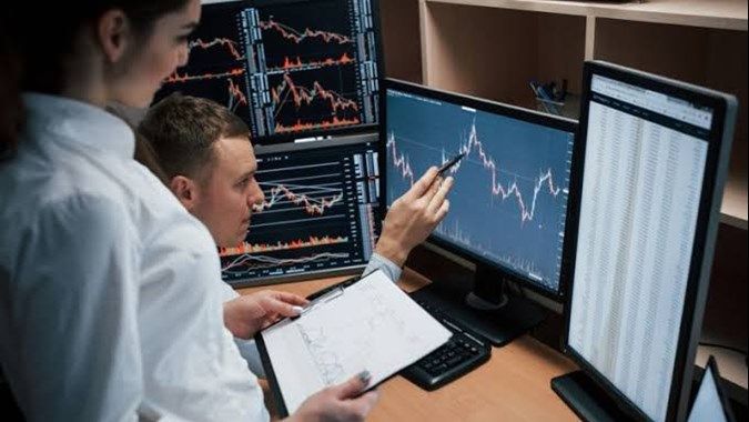 IHSG Berpotensi Rebound ke 6.500-6.550 Usai Turun 0,33% Jumat