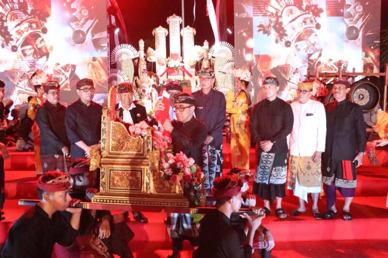 Penancapan Keris Warnai Puncak Peringatan 120 Tahun Puputan Badung di Denpasar