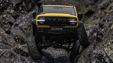 GWM Tank 300 Hooke Trail Pamer Gardan Solid, Tantang Jeep Wrangler
