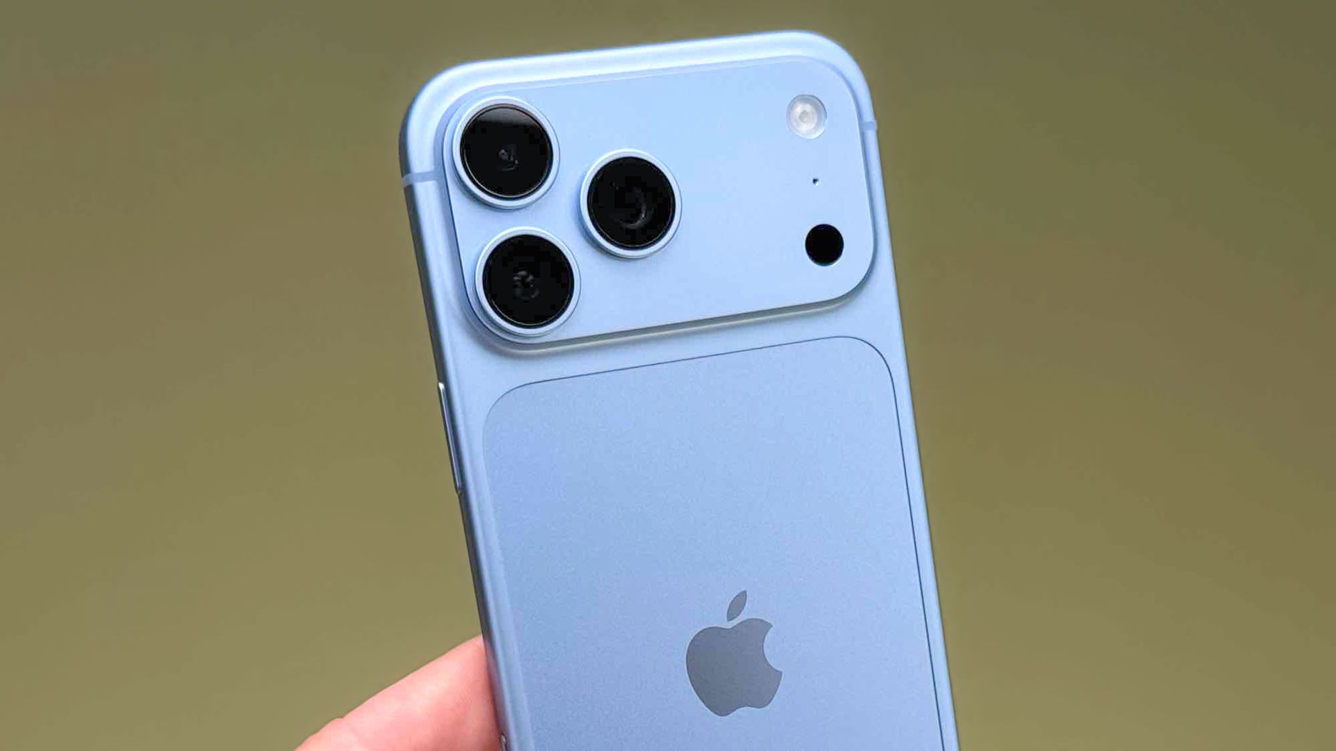 Teardown iPhone 18 Pro: Baterai Jumbo, Tapi Perbaikan Wajib Lewat Layar