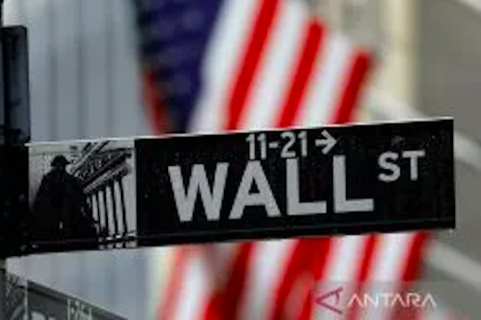 Wall Street Bervariasi, Imbal Hasil US Treasury 5% Tekan Dow Jones