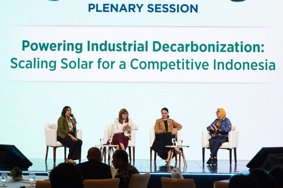 Danantara Beberkan Kunci Pembiayaan Proyek PLTS 100 GWp