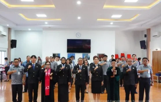 Kakanwil Kemenkum Sulut Lantik 2 Pejabat Fungsional Naik Jenjang, Hendrik Pagiling Tekankan Integritas