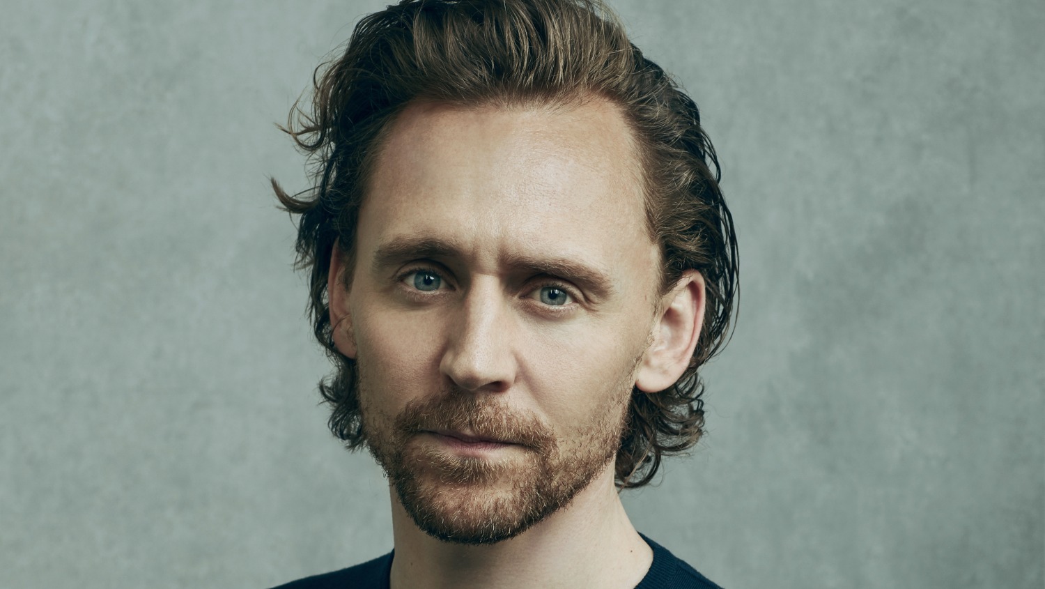 Tom Hiddleston Terima Golden Eye Award di Pembukaan Zurich Film Festival 2025