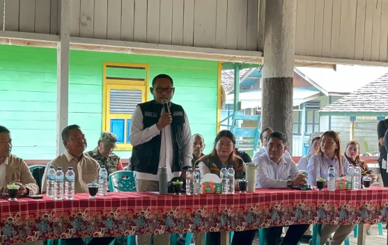 Wagub Kaltim Seno Aji Sosialisasikan Gratispol ke Warga Mahakam Ulu, UKT Ditanggung Penuh