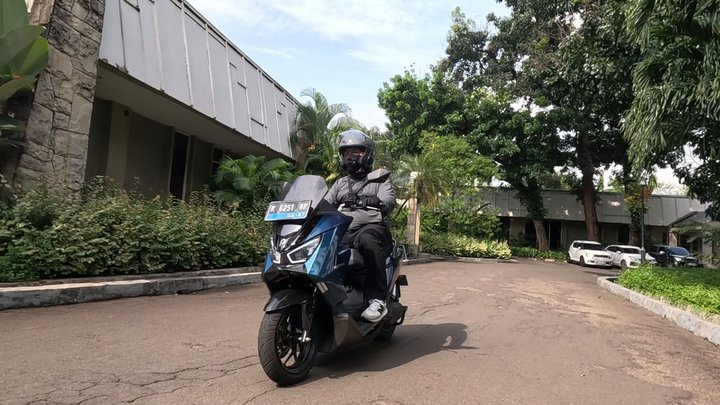 Penjualan Motor Listrik Polytron Naik 50 Persen di Semester I 2026
