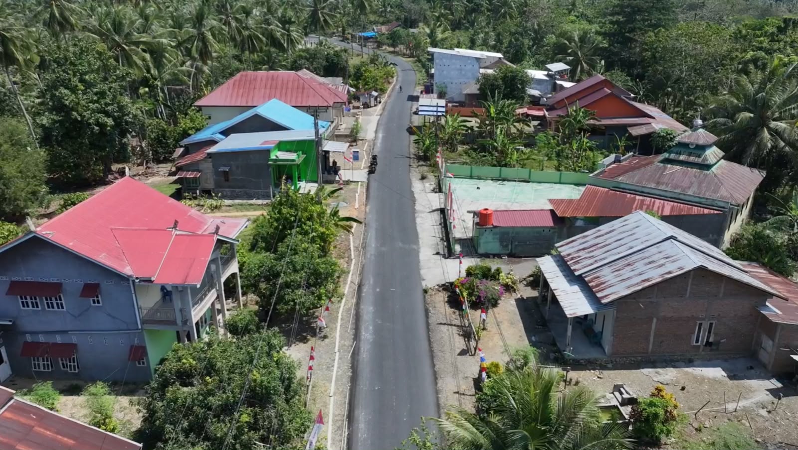 Pemprov Sulsel Tuntaskan Aspal Jalan Tanete-Tanaberu 56,8 Km di Bulukumba, Lubang Ditutup dan Bahu Jalan Dibangun