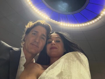 Katy Perry dan Justin Trudeau Hadir Bersama di Pembukaan Lucas Museum