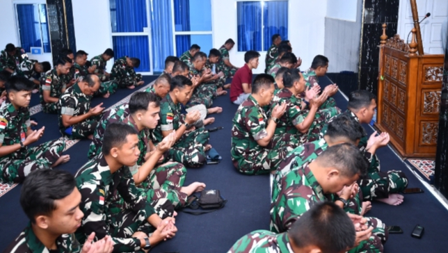 Lanud Raden Sadjad Natuna Gelar Doa Bersama Setiap Hari Jelang HUT ke-81 TNI, Marshal Pertama Onesmus Ikut Ibadah Umat Kristen