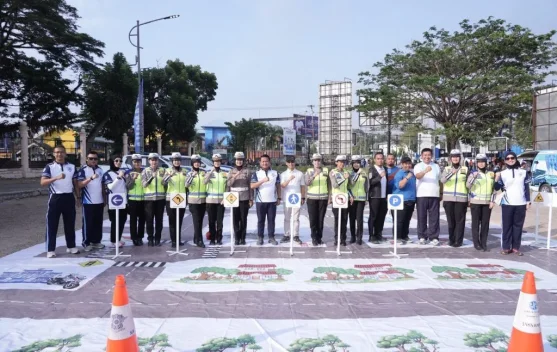 Ditlantas Polda Sultra Gelar Olahraga Bersama Peringati HUT Lalu Lintas Bhayangkara ke-71 di Kendari