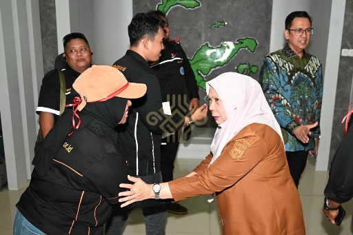 Wagub Sulteng Reny Lamadjido Minta Dinas Nakertrans Mediasi FPE KSBSI dan PT NNI Morowali Utara