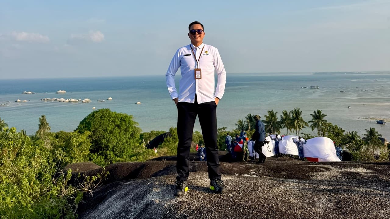 Kabut Asap Kiriman dari Kalimantan Selimuti Natuna, BMKG Ingatkan Risiko Jarak Pandang Transportasi Darat, Laut, dan Udara