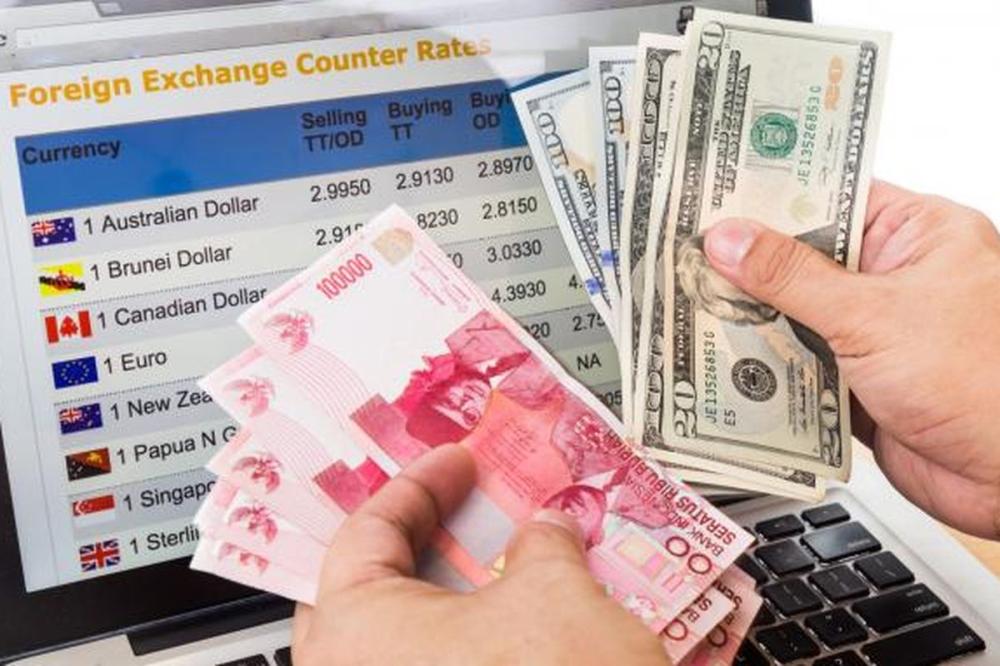 Rupiah Melemah ke Rp17.791 per Dolar AS Jelang Putusan Suku Bunga BI