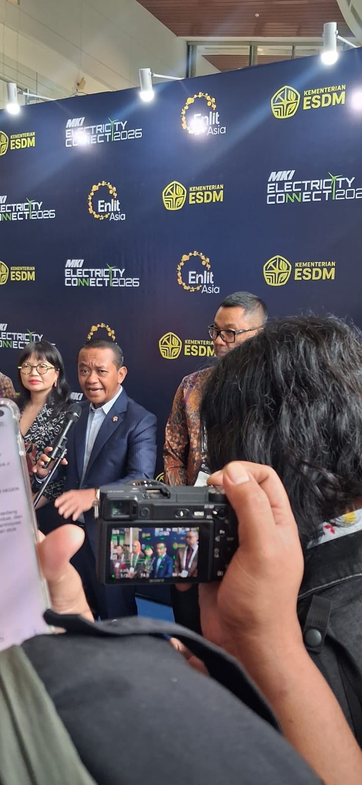 Bahlil Bantah RKAB Tiga Anak Usaha Bayan Terkait Akuisisi Haji Isam