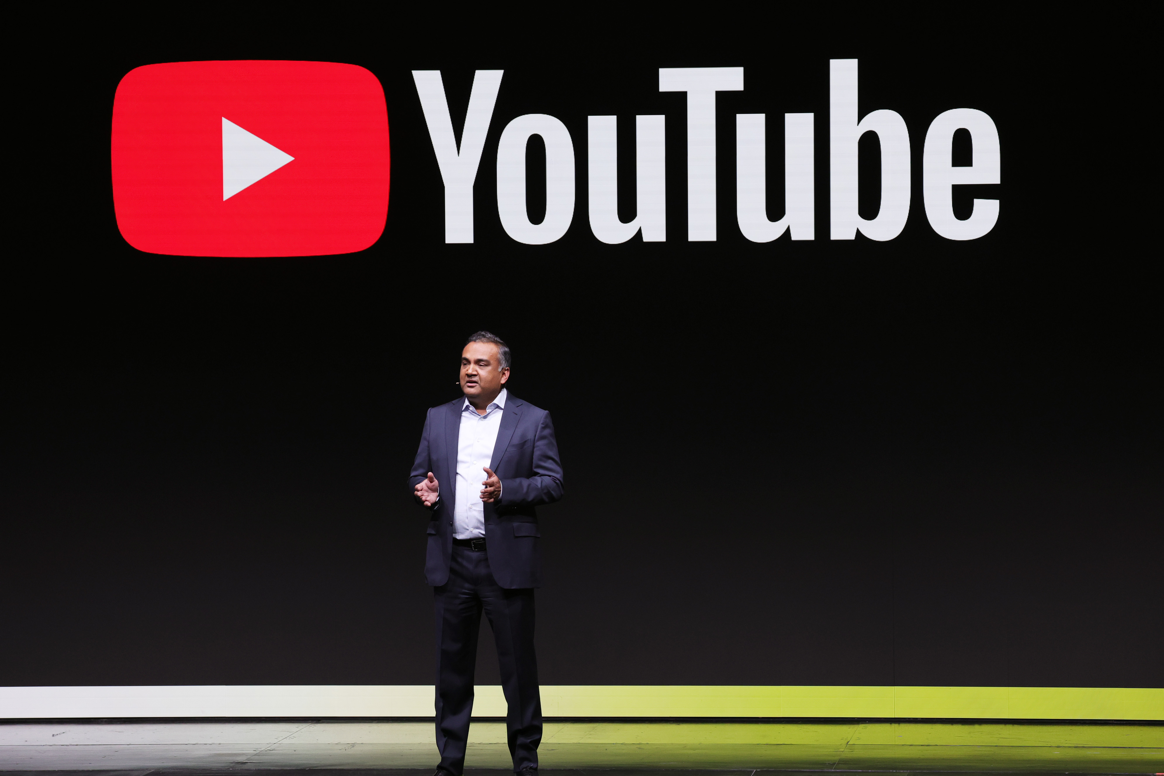 YouTube Rilis Live Auto-Dubbing 2027 dan Shorts Series di Made on YouTube