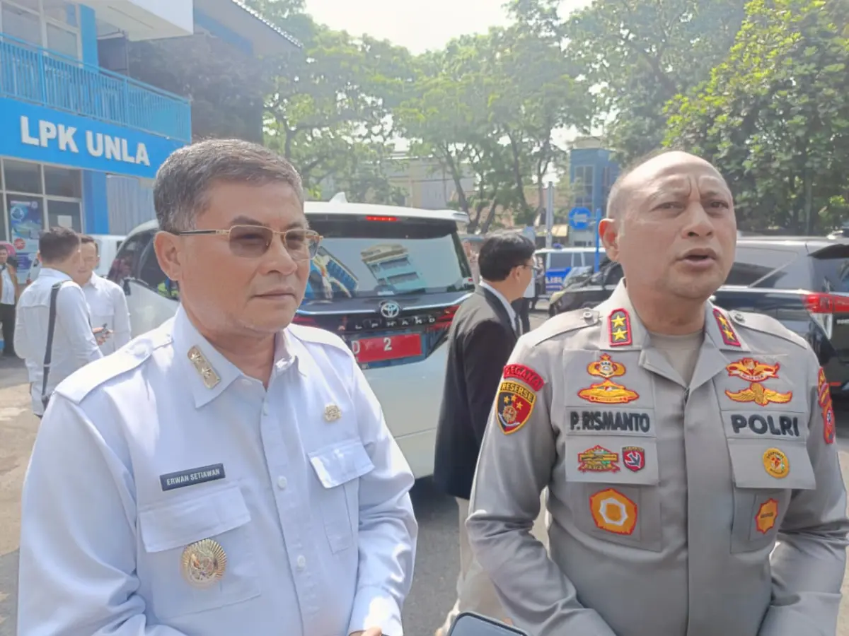 Kapolda Jabar dan Wagub Erwan Beri Kuliah Umum ke Mahasiswa Baru UNLA Bandung, Tekankan Adaptif dan Responsif