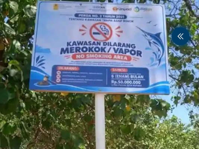 Pemkab Pangandaran Pasang Plang Larangan Merokok di Pantai Barat, Pelaku Wisata Keluhkan Ancaman Denda Rp 50 Juta