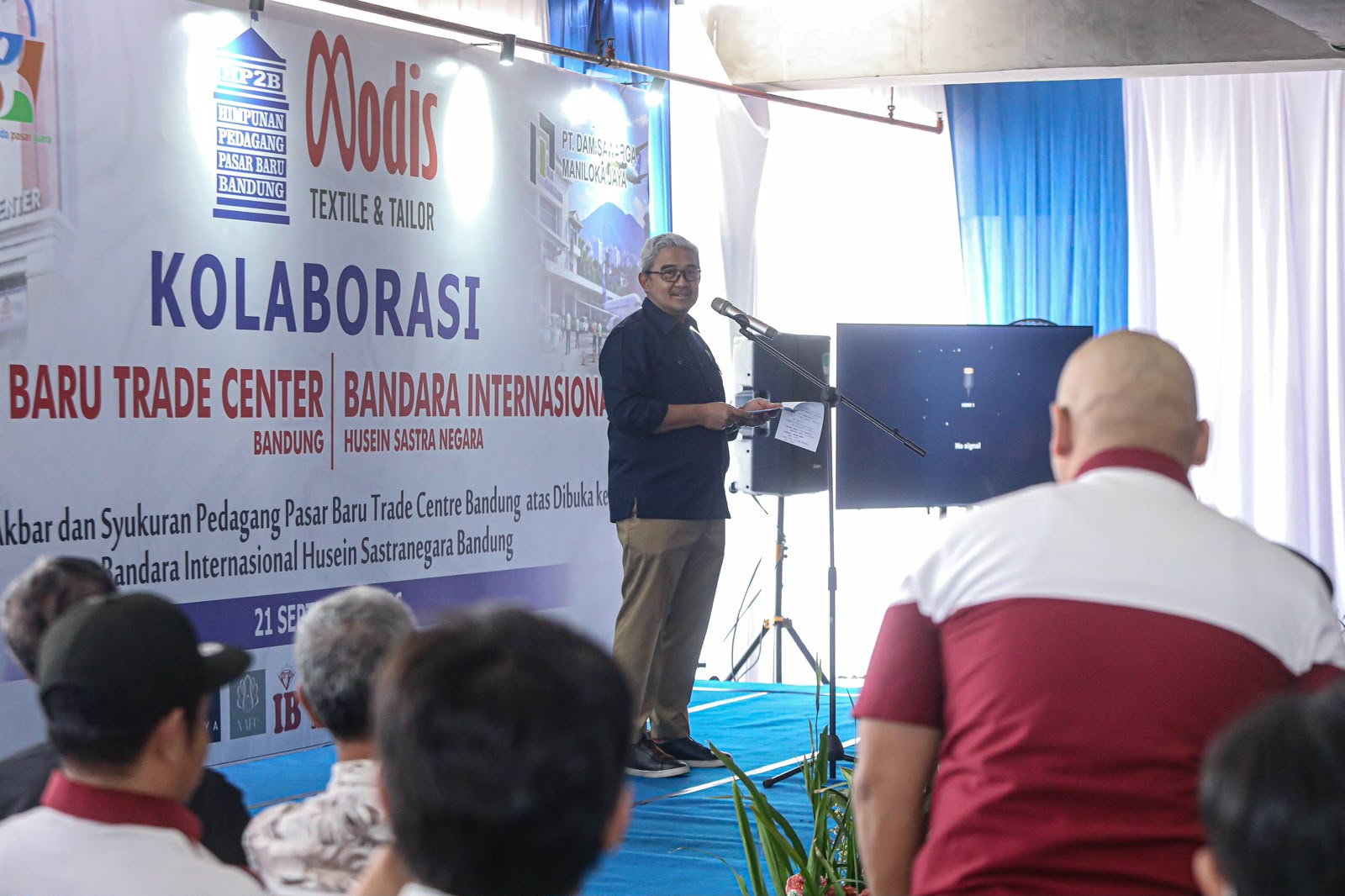 Bandara Husein Sastranegara Aktif Kembali, Pedagang Pasar Baru Bandung Minta Penjemputan Khusus Wisatawan