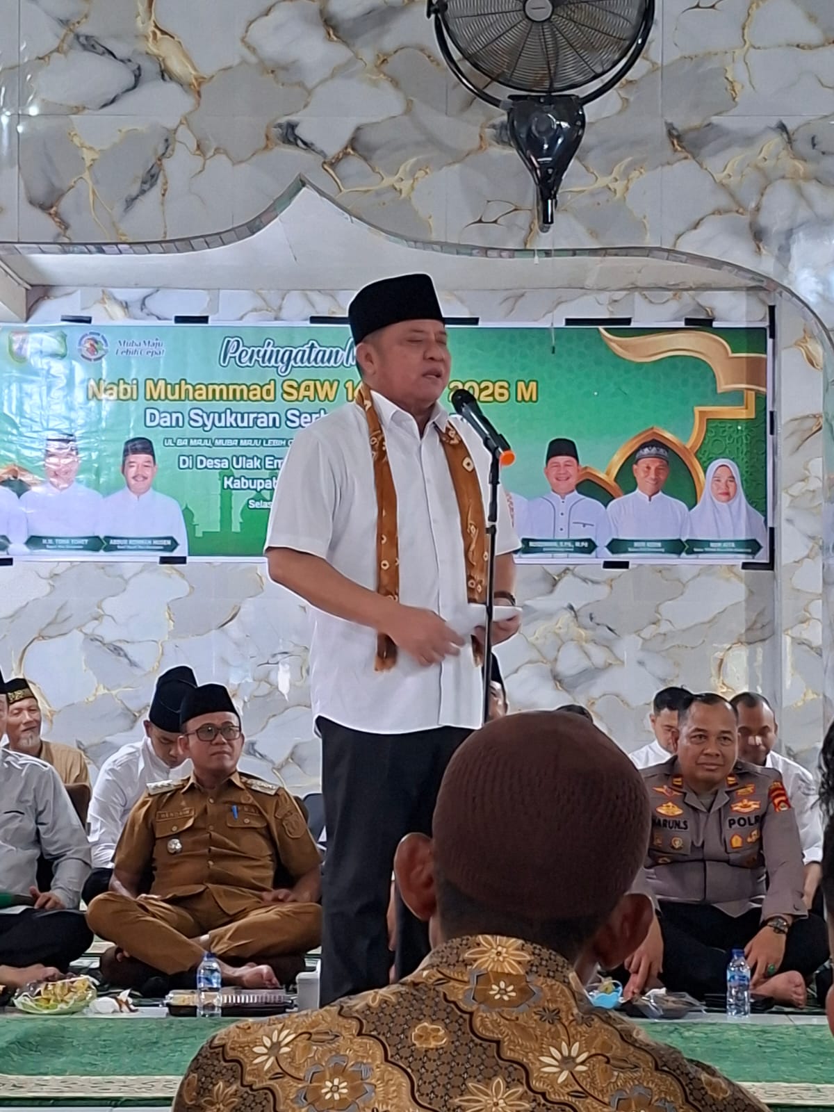 Gubernur Sumsel Hadiri Maulid Nabi di Desa Ulak Embacang, Singgung Karhutla dan Silaturahmi Warga