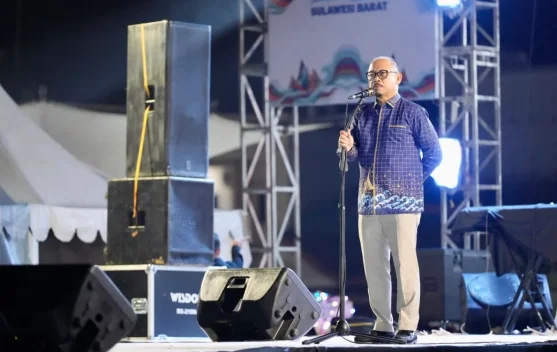 Gubernur Sulbar Suhardi Duka Buka Sulbar Fair 2026 di Anjungan Pantai Manakarra Mamuju