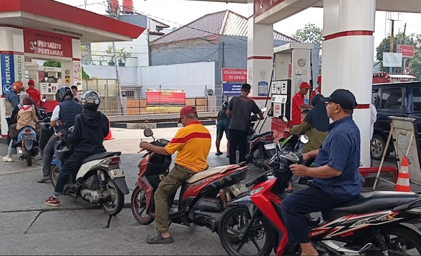Harga BBM Nonsubsidi Pertamina Naik, Pertamax Turbo Kini Rp19.600 per Liter