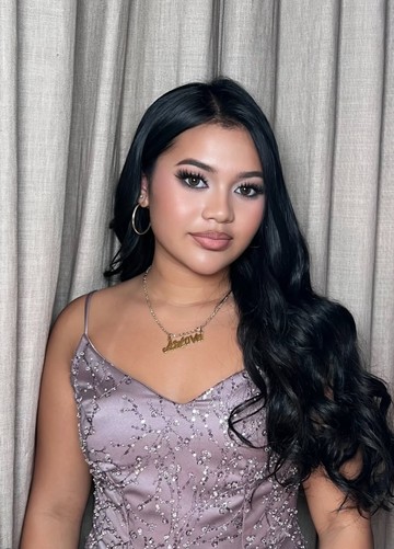 Penampilan Lova Putri Erin di Pernikahan Andre Taulany dan Amanda Rigby