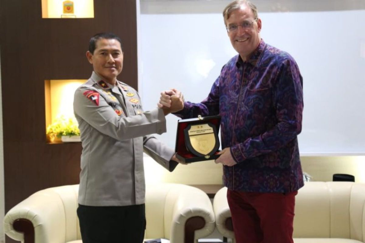 Waka Polda Papua Sebut Penanganan KKB Ikuti SOP, Tegaskan Pendekatan Sosial dan Kemanusiaan