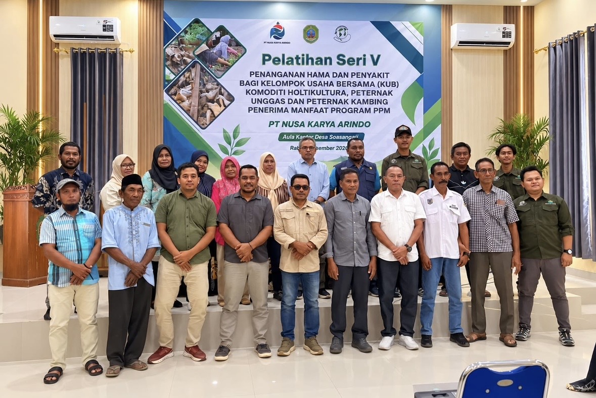 PT NKA Antam Group Latih 3 Kelompok Usaha di Halmahera Timur Tangani Hama dan Penyakit Ternak