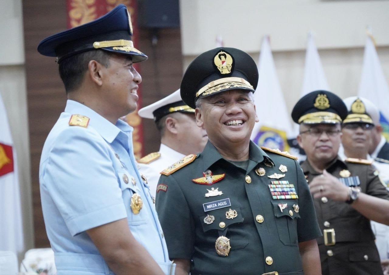 Pangdam XIII/Merdeka Hadiri Paripurna HUT ke-62 Sulut, Tegaskan TNI Kawal Pembangunan Delapan Misi Daerah