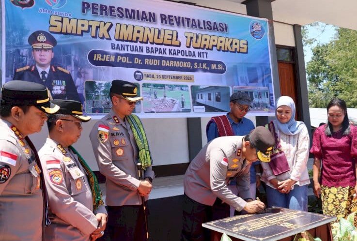 Polda NTT dan Yayasan Amal Bunda Revitalisasi Gedung SMPTK Imanuel Tuapakas di Timor Tengah Selatan
