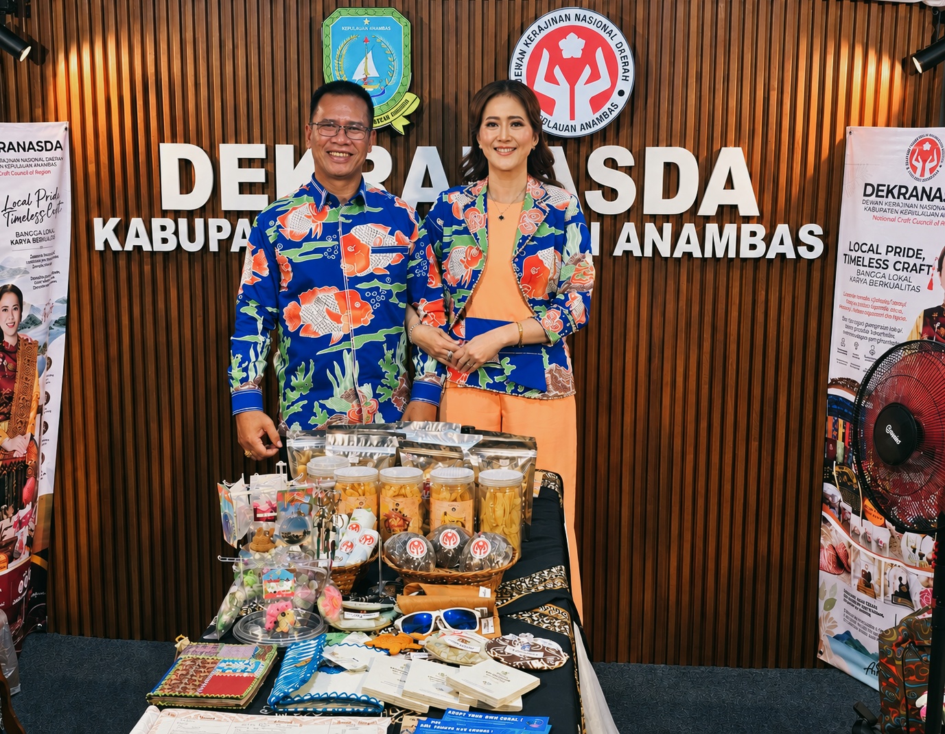 Ketua Dekranasda Anambas Bawa Batik 