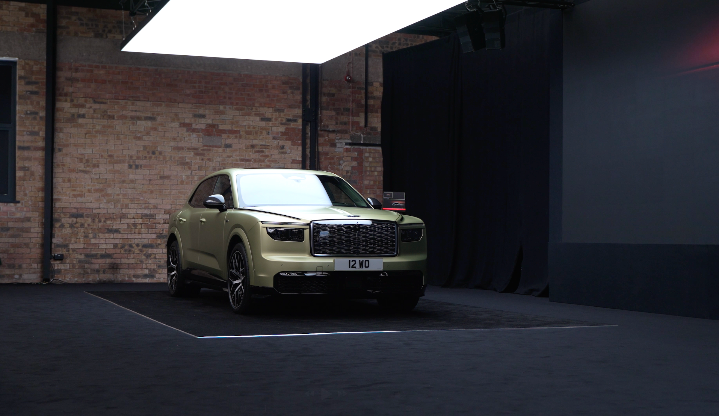 Bentley Torcal Debut, SUV Listrik Pertama Bermesin 875 HP