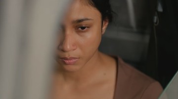 Sinopsis Bisikan Desa Grinsing, Film Horor Aghniny Haque Tayang 24 September