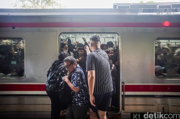 KAI Usul Impor KRL Bekas, Antisipasi Krisis Armada 2026-2029