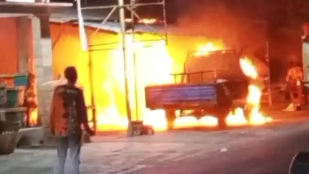 Mobil Espass Terbakar Saat Isi BBM di Pertamini Weru Sukoharjo, Percikan Api Diduga dari Pompa
