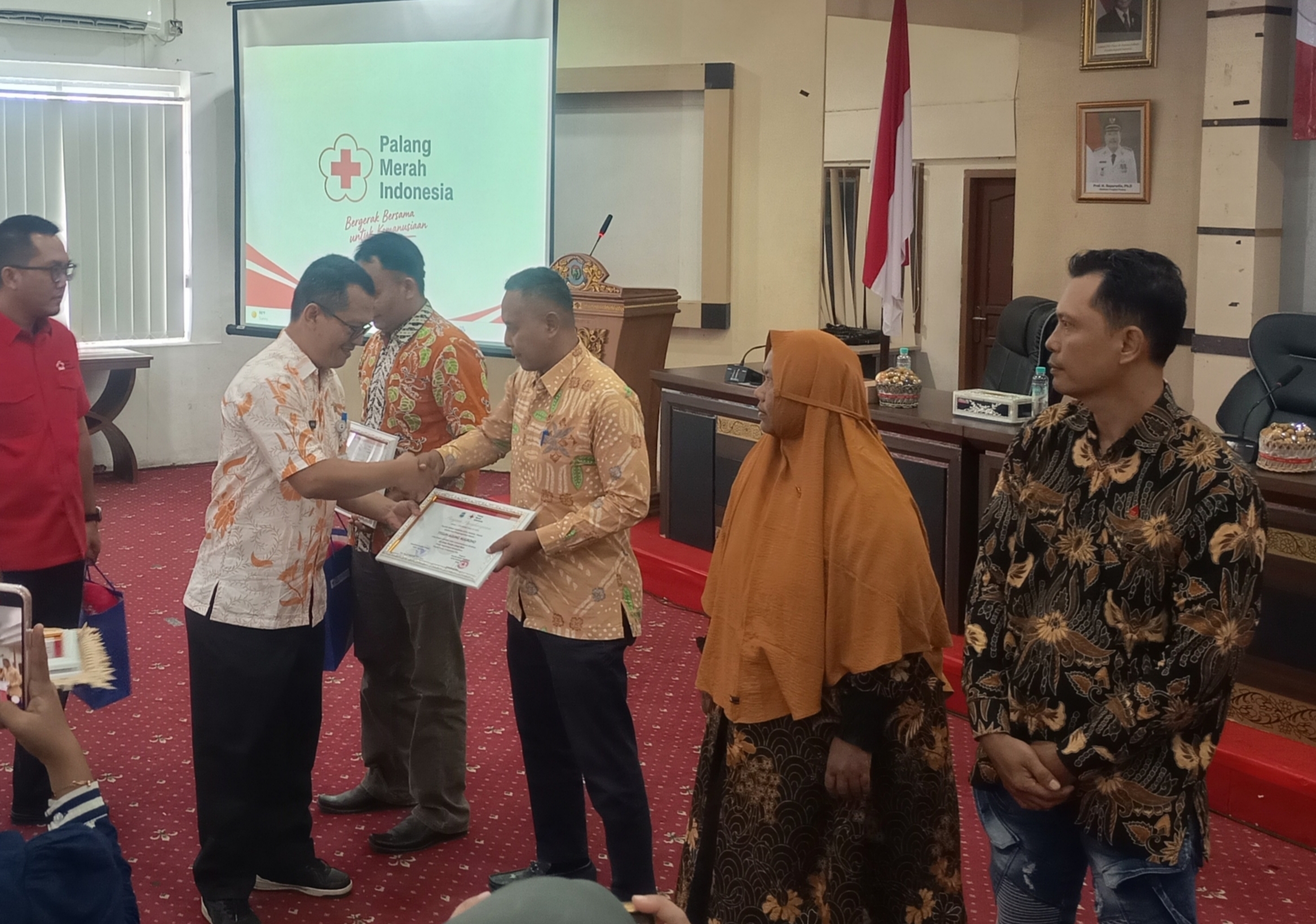 Pemkot Pangkalpinang Beri Penghargaan 3 Kategori Pendonor Darah Sukarela, Ada yang Donor 75 Kali