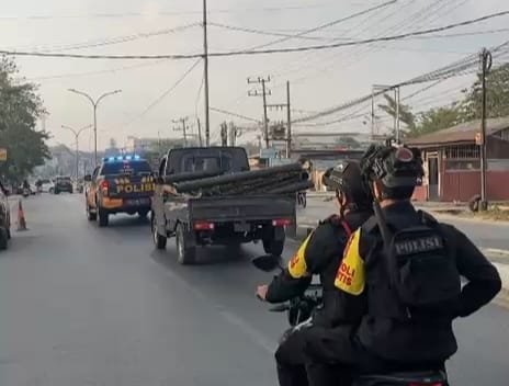 Polda Sultra Gagalkan Pencurian Pagar Besi KONI Kendari, Tiga Pelaku Kabur Tinggalkan Pikap dan 9 Pagar