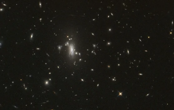 Hubble Selesaikan 200 Ribu Orbit Bumi, Buru Kemunculan Kembali Supernova Athena hingga Maret 2027