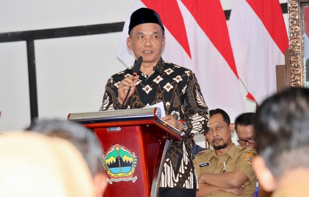 Ketua DPRD Jateng Sumanto Dorong Raperda Pelayanan Publik Berdampak Nyata ke Warga, Bukan Sekadar Aturan Normatif
