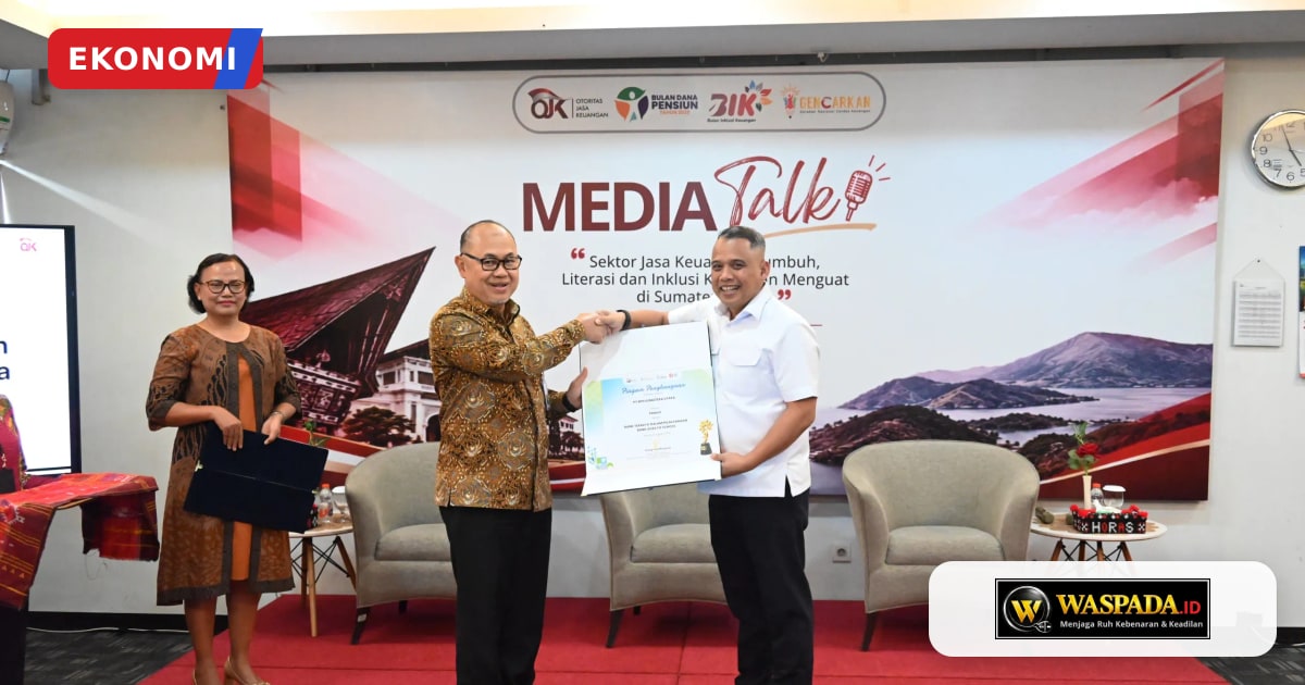 Bank Sumut Raih Penghargaan OJK Sumut sebagai Bank Teraktif Literasi Keuangan ke Sekolah