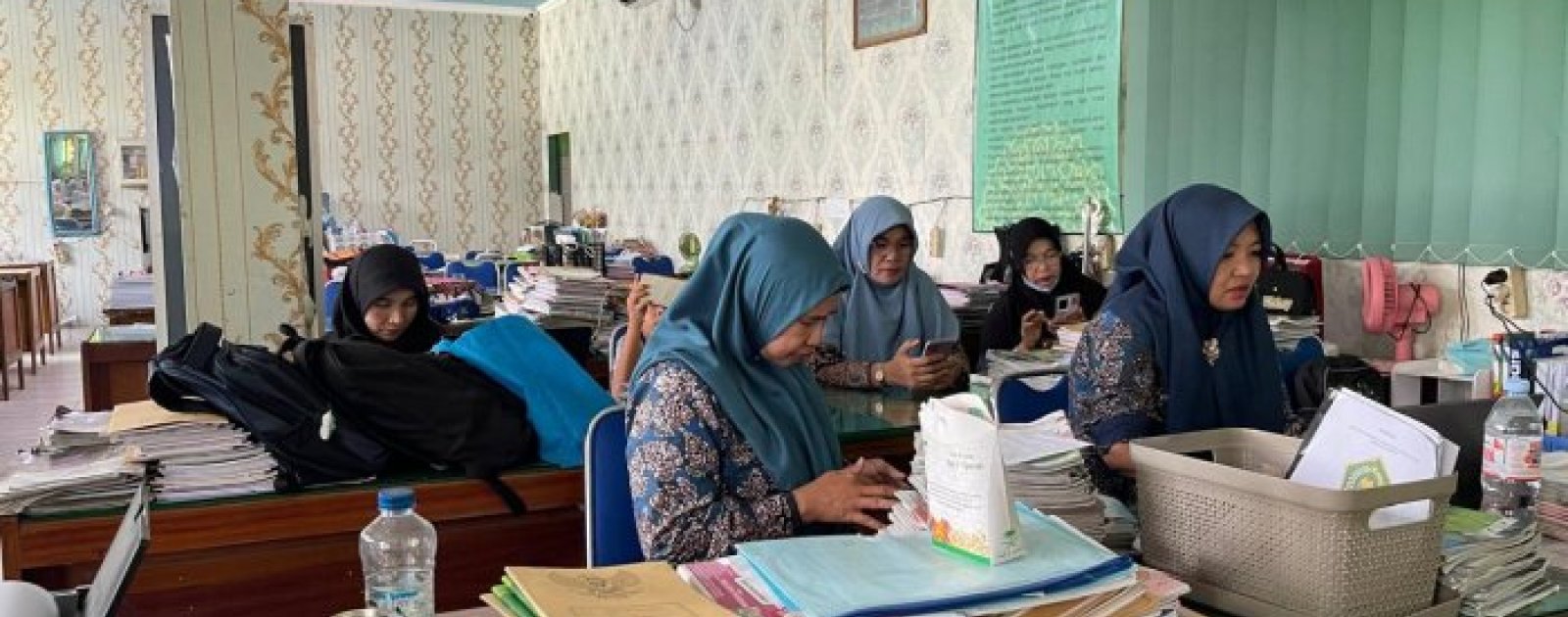 Guru MTsN 3 Kota Jambi Simulasi Login AKGTK Madrasah 2026, Asesmen Digelar 5-9 Oktober