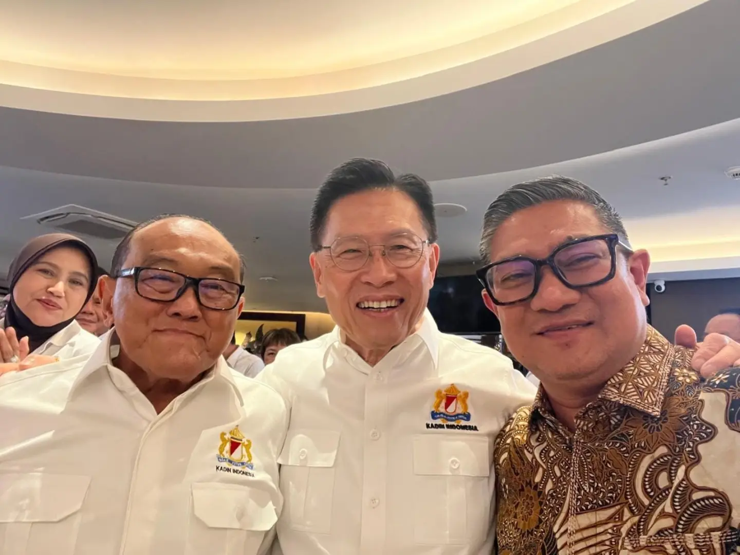 Wagub Gorontalo Indra Gobel Silaturahmi dengan Anindya Bakrie dan James Riady di HUT Kadin ke-58
