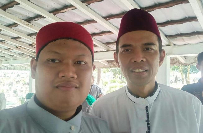 Ustaz Abdul Somad Isi Tausiyah Tabligh Akbar Maulid Nabi di Rumah Dinas Wali Kota Palembang, Ahad Malam
