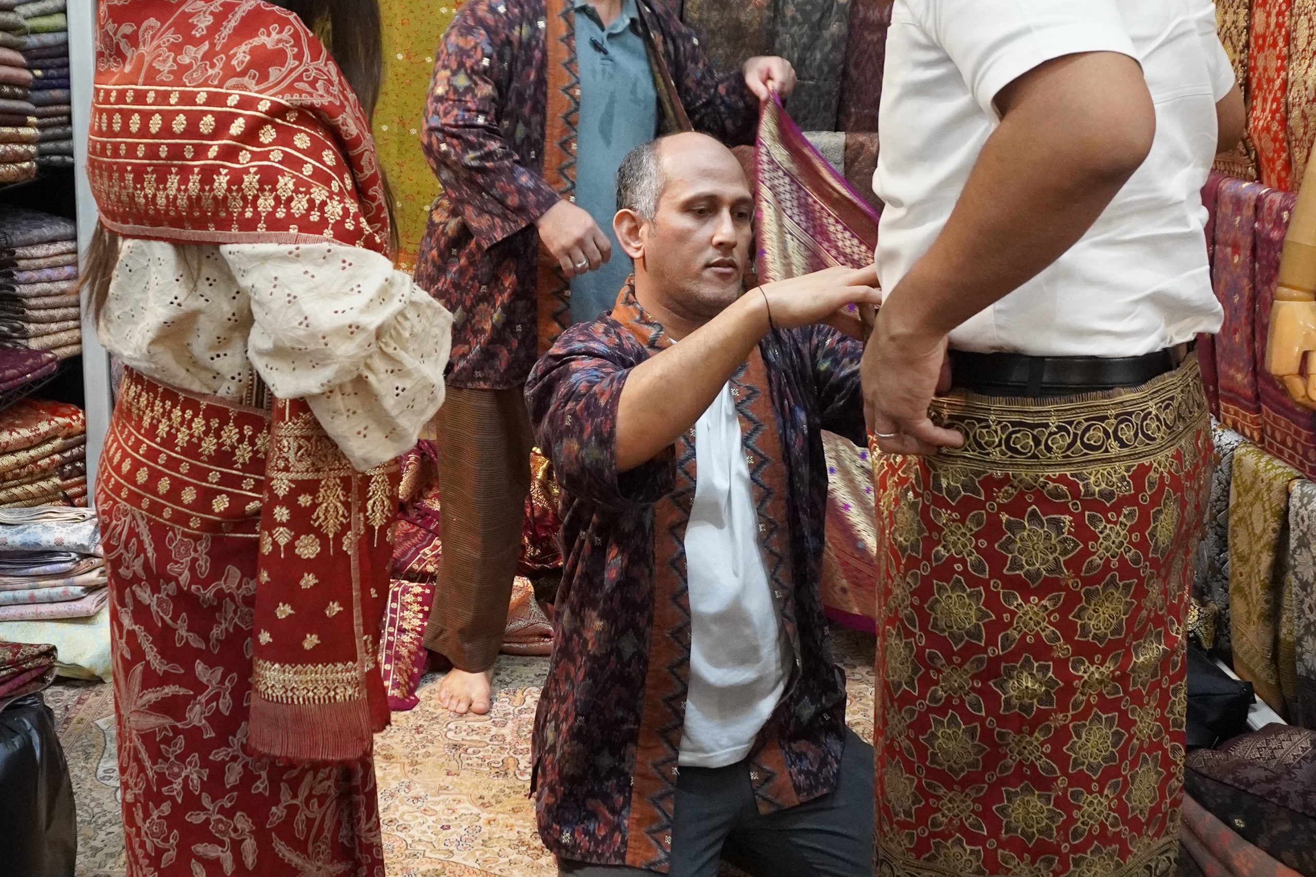 4 UMK Binaan Pertamina Pamerkan Tenun Ikat dan Songket di Kriyanusa 2026 JCC Senayan
