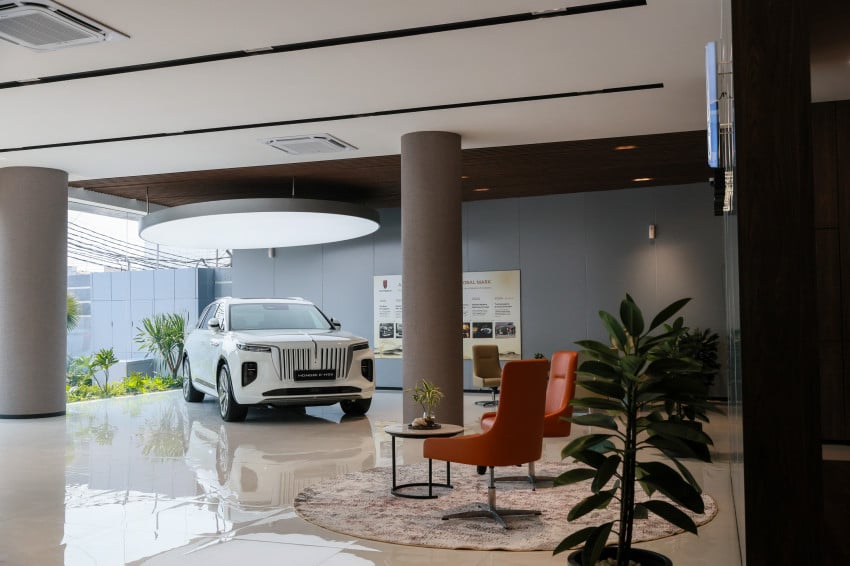 Hongqi E-HS9 Masuk Indonesia: Strategi Lexus, Pasar Tiongkok Lesu