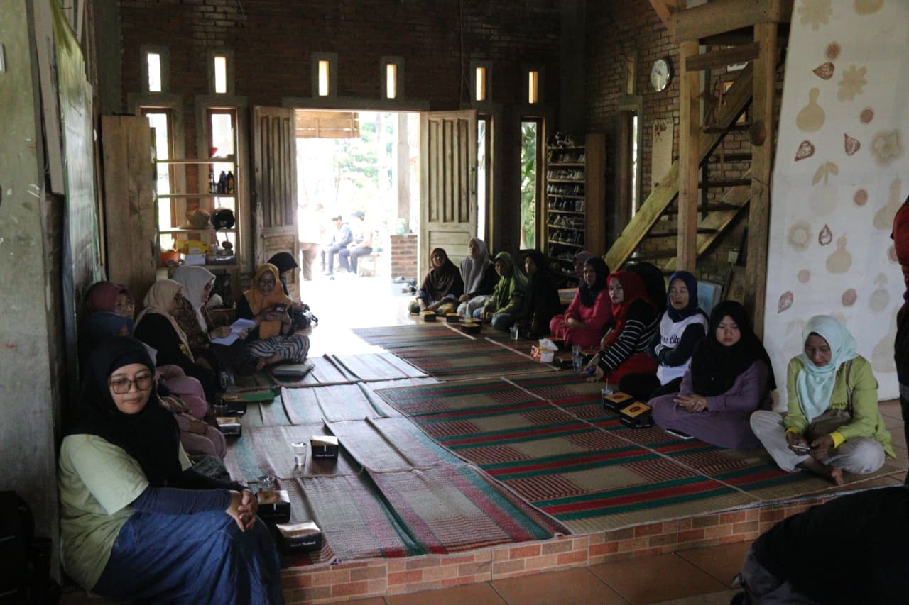 Petani Garut Sampaikan Aspirasi Agraria di Seminar Hari Tani, Pemkab Janji Kaji Perluasan Akses Lahan